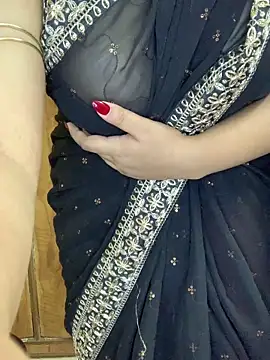 Snapshot of Doodhwaali chatting on 01/25/25, 08:10 Doodhwaali online show from 01/25/25, 08:10