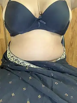 Snapshot of Doodhwaali chatting on 02/07/25, 07:17 Doodhwaali online show from 02/07/25, 07:17