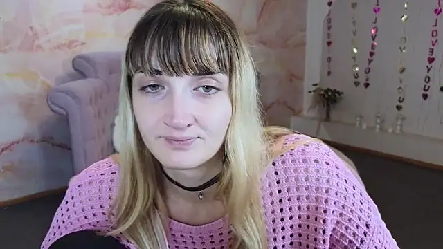 Snapshot of Nika_Kitten chatting on 10/27/25, 08:24 Nika Kitten online show from 10/27/25, 08:24