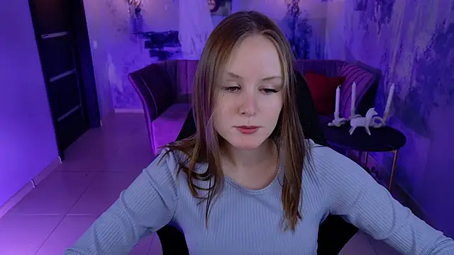 VivienLeeigh online show from 12/21/24, 12:16