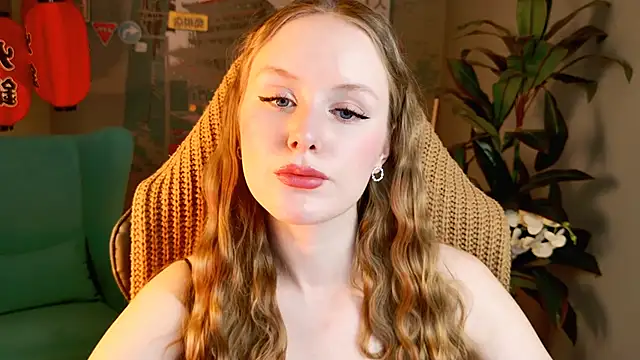 VivienLeeigh online show from 11/15/25, 09:28