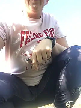 sexylady1983 online show from 03/19/25, 12:45