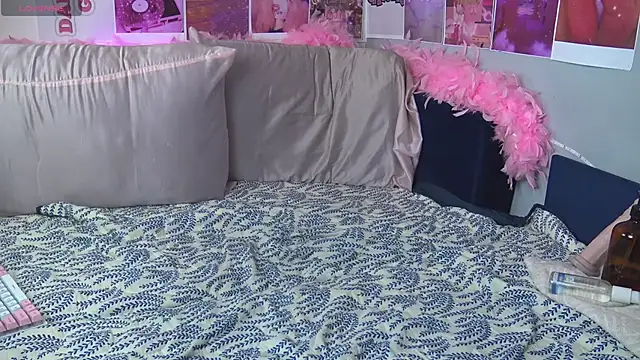 MiraMilf online show from 12/09/24, 08:33