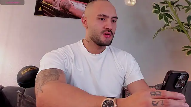 Snapshot of JeanColleman chatting on 09/14/25, 03:55 JeanColleman online show from 09/14/25, 03:55