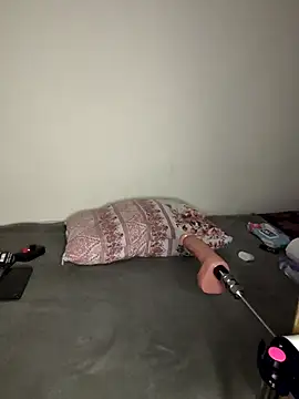 merve0234 online show from 10/19/25, 11:05