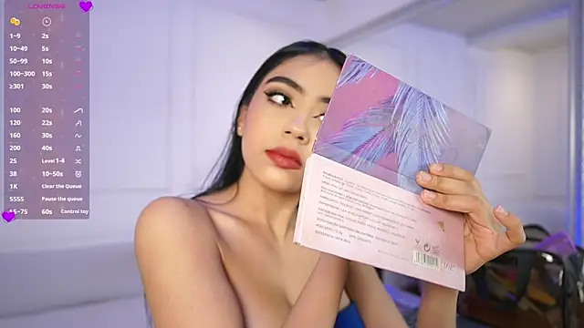 elasummer online show from 02/20/25, 12:04