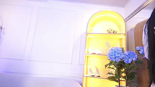 elasummer online show from 11/01/25, 11:45