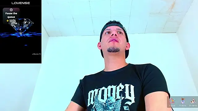 kevin  fox  online show from 10/30/25, 07:14