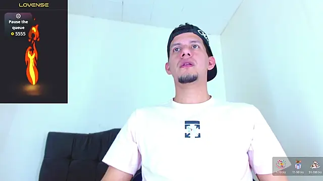 kevin  fox  online show from 11/17/25, 07:19