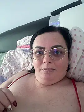 Amandamuller1982 online show from 01/05/25, 02:08