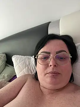 Amandamuller1982 online show from 01/13/25, 10:58