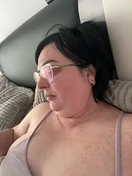 Amandamuller1982 online show from 03/02/25, 09:31