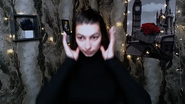 Snapshot of KarolinaRosse_ chatting on 12/29/24, 07:06 KarolinaRosse online show from 12/29/24, 07:06
