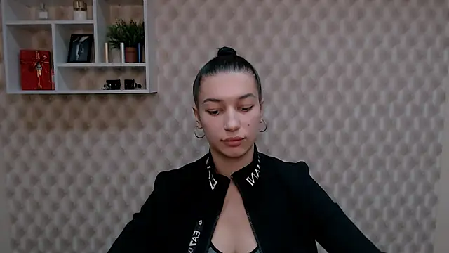 Snapshot of KarolinaRosse_ chatting on 01/16/25, 10:10 KarolinaRosse online show from 01/16/25, 10:10