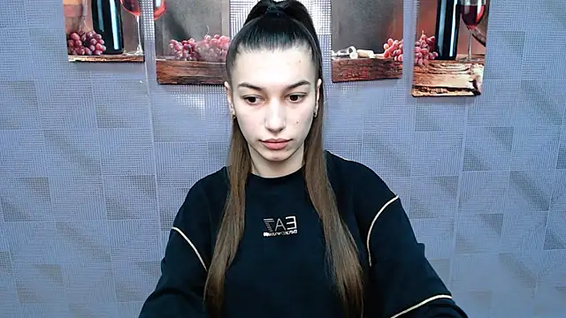 Snapshot of KarolinaRosse_ chatting on 01/24/25, 07:08 KarolinaRosse online show from 01/24/25, 07:08