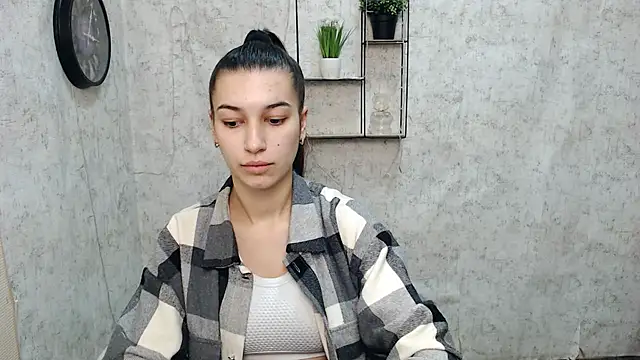 Snapshot of KarolinaRosse_ chatting on 01/29/25, 07:04 KarolinaRosse online show from 01/29/25, 07:04
