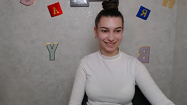Snapshot of KarolinaRosse_ chatting on 03/11/25, 01:12 KarolinaRosse online show from 03/11/25, 01:12