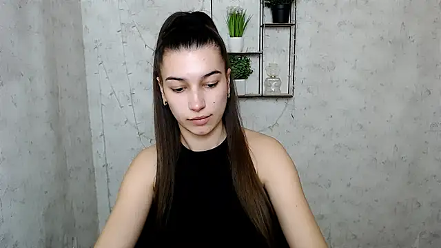 Snapshot of KarolinaRosse_ chatting on 03/22/25, 09:56 KarolinaRosse online show from 03/22/25, 09:56