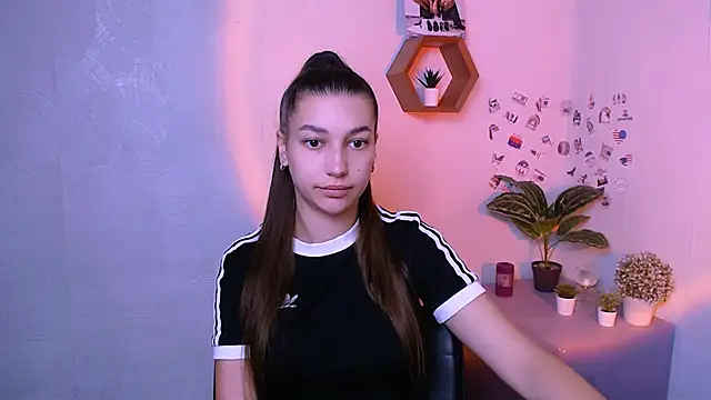 Snapshot of KarolinaRosse_ chatting on 09/30/25, 05:12 KarolinaRosse online show from 09/30/25, 05:12