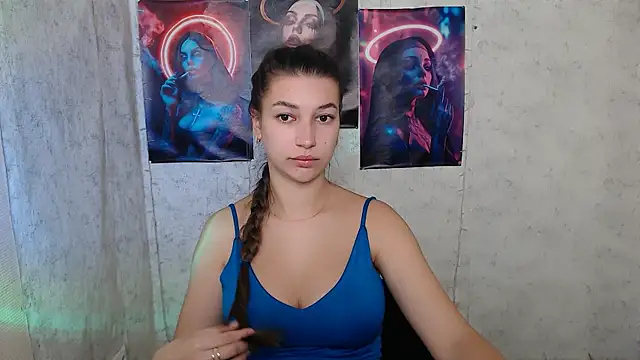 KarolinaRosse  online show from 10/13/25, 05:40