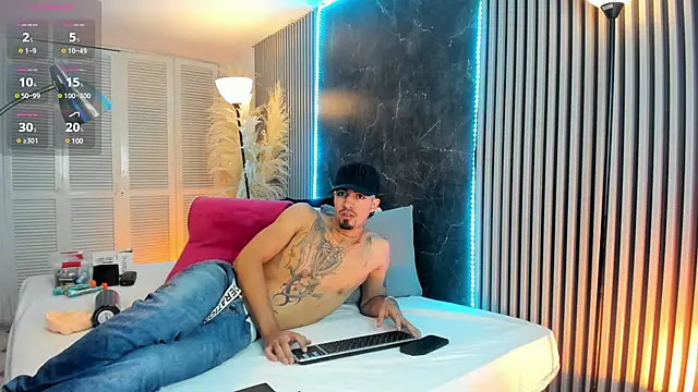Snapshot of Duriel_ chatting on 01/22/25, 12:27 Duriel online show from 01/22/25, 12:27