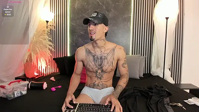 Snapshot of Duriel_ chatting on 02/09/25, 12:41 Duriel online show from 02/09/25, 12:41