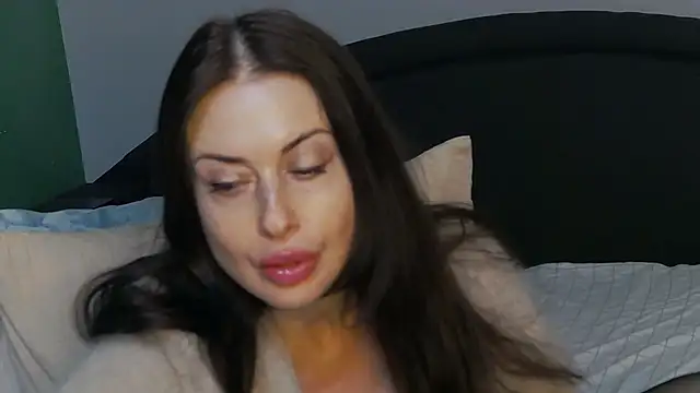 Snapshot of Mia_Lovi chatting on 02/27/25, 09:58 Mia Lovi online show from 02/27/25, 09:58