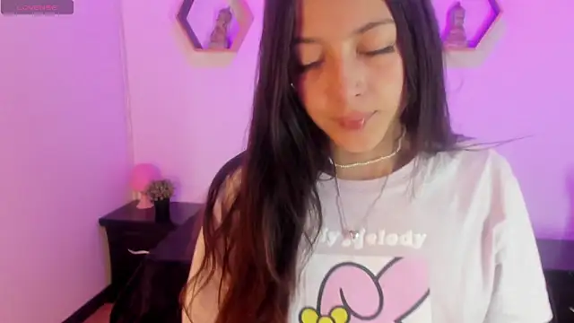 Snapshot of Meelanny_ds chatting on 01/06/25, 08:14 Meelanny ds online show from 01/06/25, 08:14