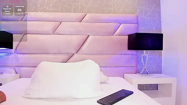 ChloeTayylor  online show from 11/07/25, 08:09