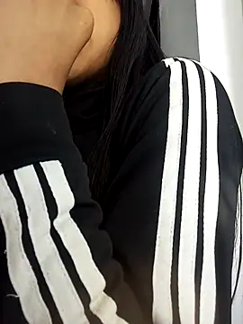 Snapshot of bonnie_18x chatting on 11/07/25, 11:49 bonnie 18x online show from 11/07/25, 11:49