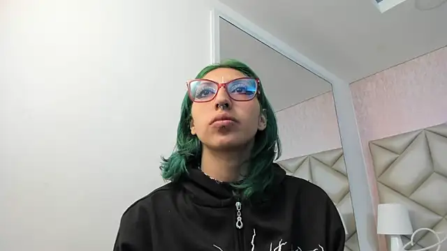 Im gaia online show from 09/18/25, 12:40