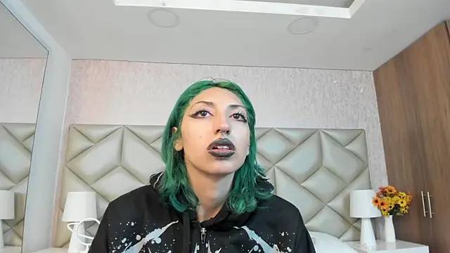 Im gaia online show from 09/22/25, 12:29