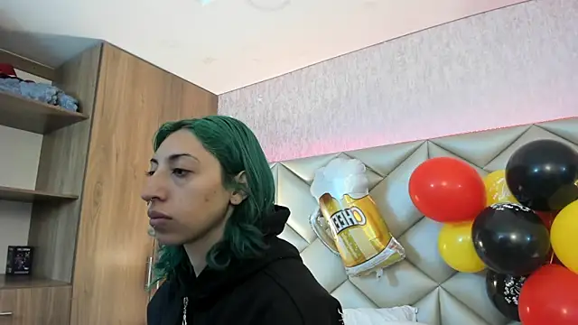 Im gaia online show from 10/03/25, 12:35