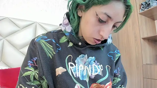 Im gaia online show from 11/15/25, 12:34