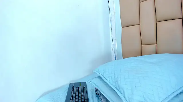 Amy wats0n online show from 01/04/25, 10:24