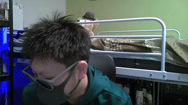 Snapshot of Owl1216 chatting on 01/13/25, 12:56 Owl1216 online show from 01/13/25, 12:56