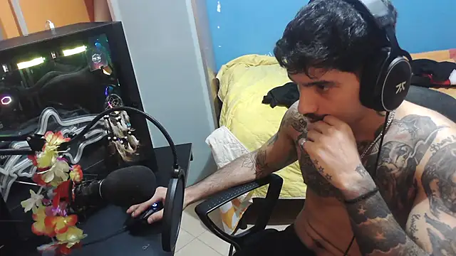 Badboyi1997 online show from 10/23/25, 02:11