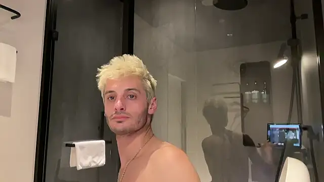 Snapshot of Dylansd chatting on 01/16/25, 08:43 Dylansd online show from 01/16/25, 08:43