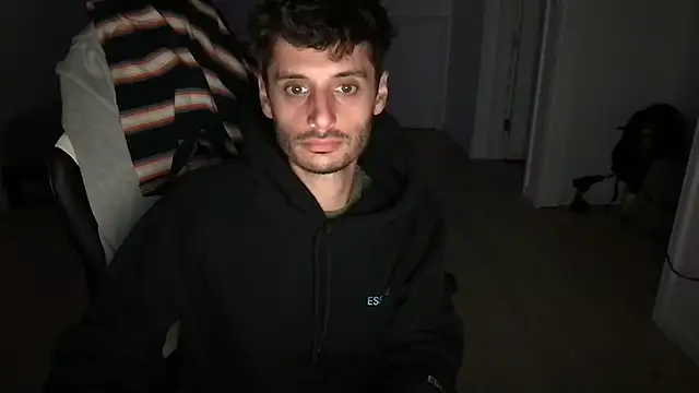 Snapshot of Dylansd chatting on 11/01/25, 08:38 Dylansd online show from 11/01/25, 08:38