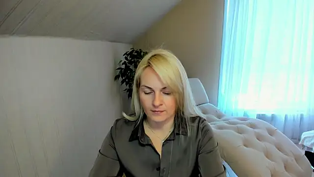 Alicee Gracee online show from 12/17/24, 07:40