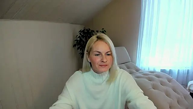 Alicee Gracee online show from 12/18/24, 08:09