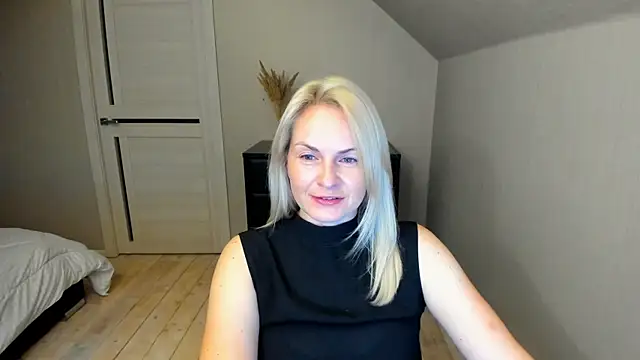 Alicee Gracee online show from 10/17/25, 07:38