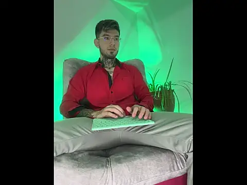 Anthony-Martin online show from 11/03/25, 01:56