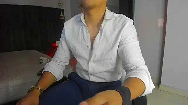 Lucii fer  online show from 11/05/25, 11:43