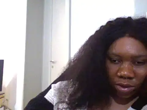 Snapshot of bonbonaumiel chatting on 12/01/24, 04:29 bonbonaumiel online show from 12/01/24, 04:29