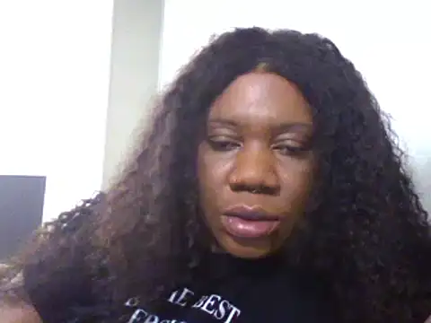 Snapshot of bonbonaumiel chatting on 12/05/24, 11:18 bonbonaumiel online show from 12/05/24, 11:18