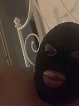 Snapshot of bonbonaumiel chatting on 01/15/25, 06:40 bonbonaumiel online show from 01/15/25, 06:40