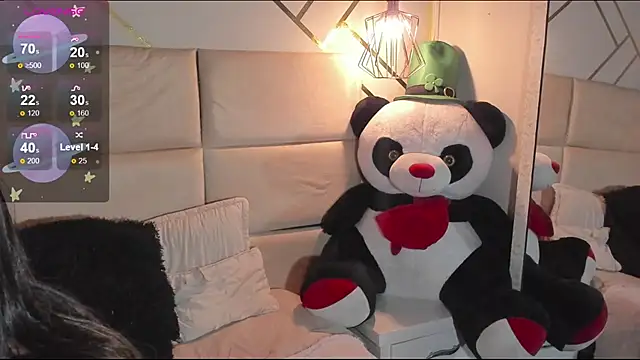 Nathaliajonees online show from 10/17/25, 12:30