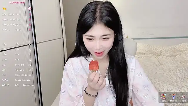 White-Star online show from 03/11/25, 01:01