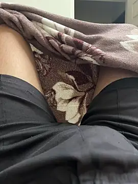 Rahulroy96 online show from 01/04/25, 08:16